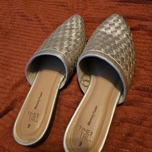 Time and Tru Metallic Woven Women's Mules